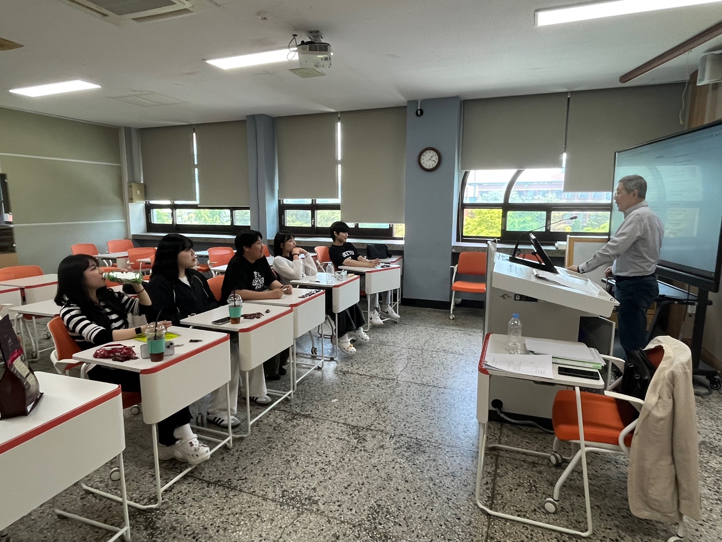 게시물의 2번째 이미지 - 하단 참조