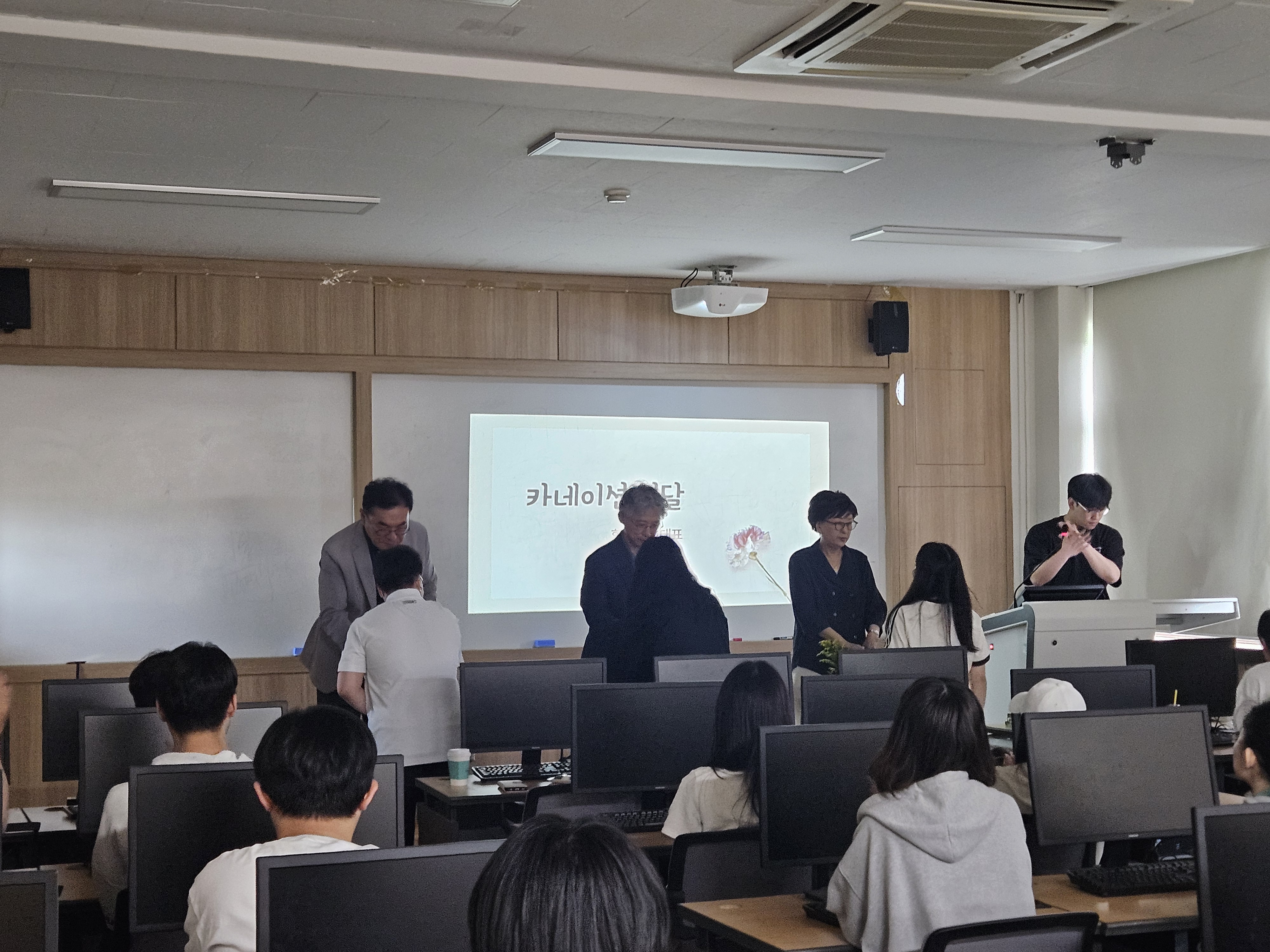 게시물의 4번째 이미지 - 하단 참조